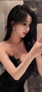 韩国一人正在上一人鄙人㖭