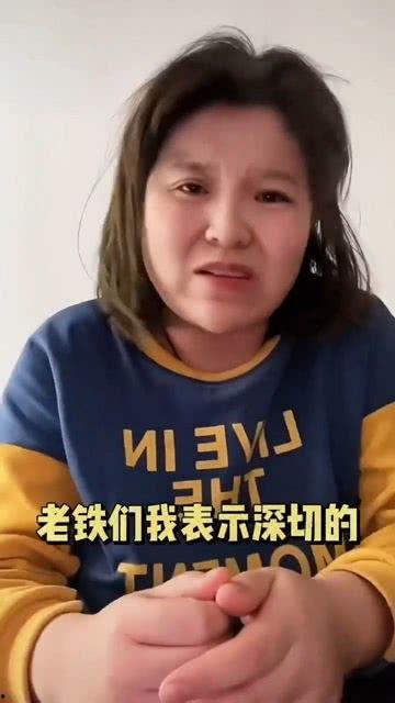 伦敦吃瓜网红是谁呀,揭秘伦敦网红“吃瓜达人”之谜